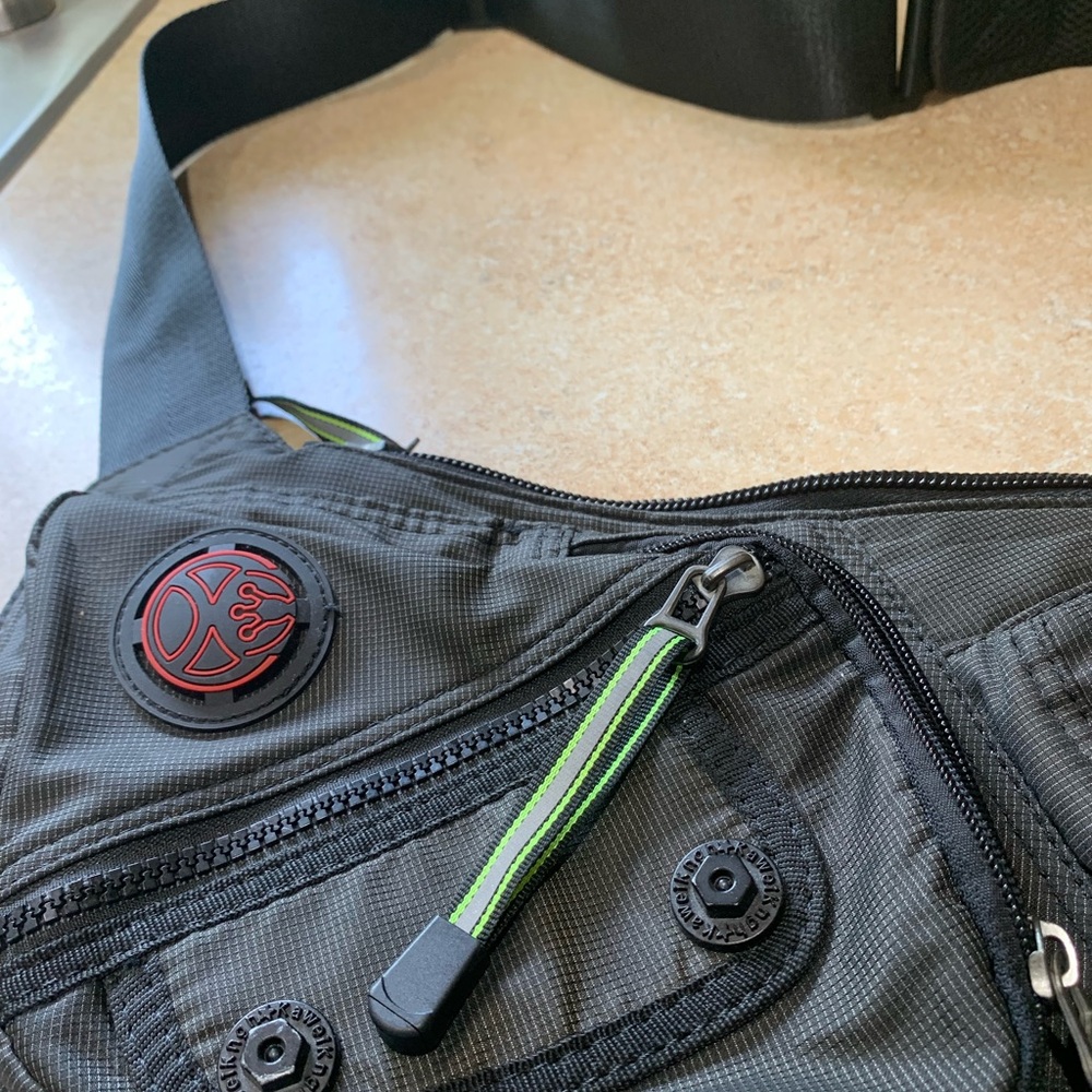 Men’s purses - Picture 3 of 8